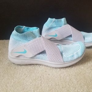 Nike Free RN Motion FK 2017 Flyknit Women's
